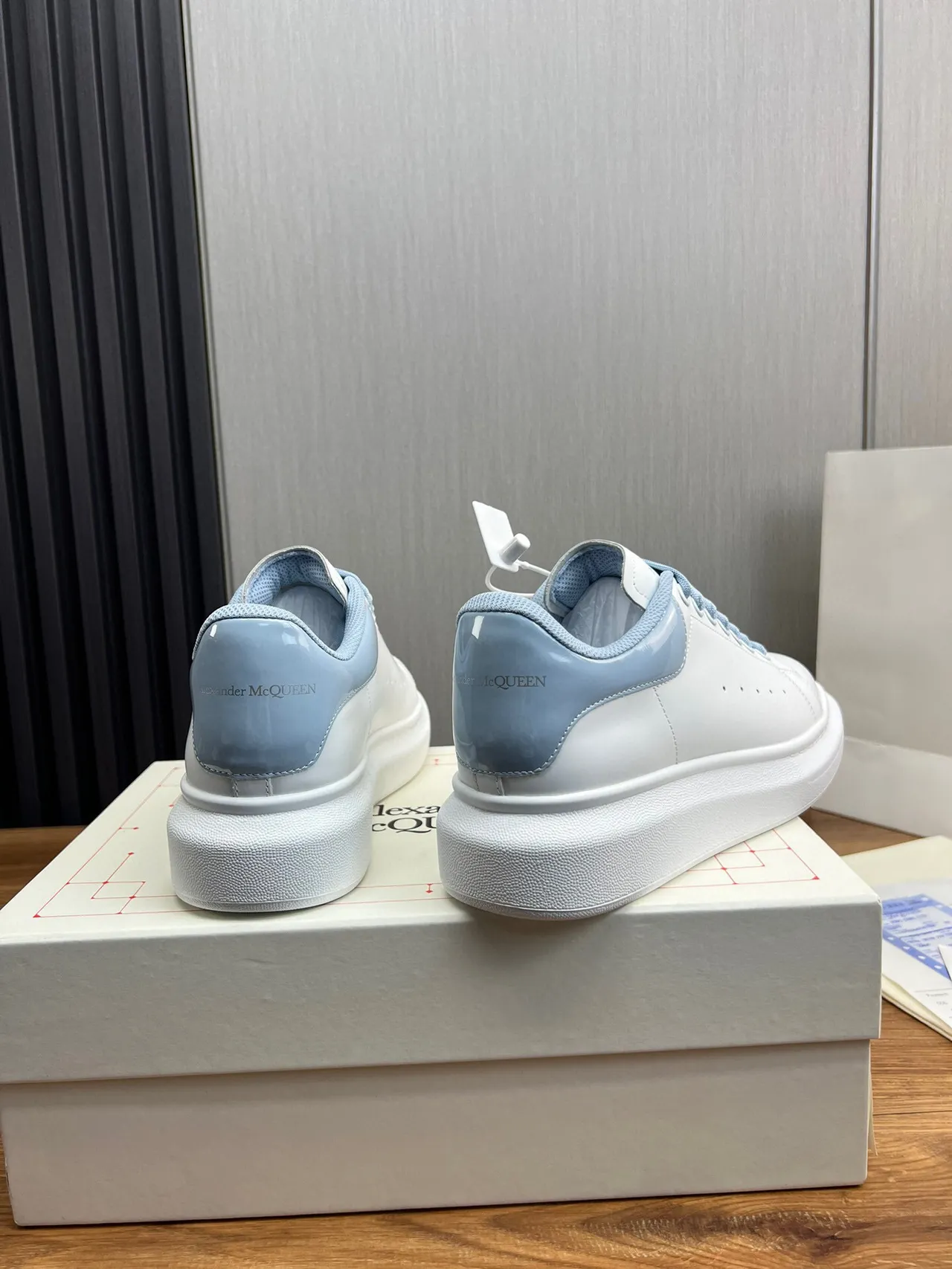 Alexander McQueen Oversized Sneaker White Blue Silhouette Platform Sole Lifestyle Sneakers 3