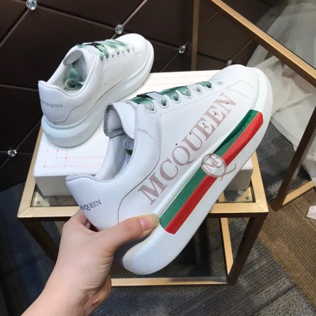 Alexander McQueen Oversized Sneaker White Green Platform Sole Gradient Ribbon Laces Chunky Sneakers 5