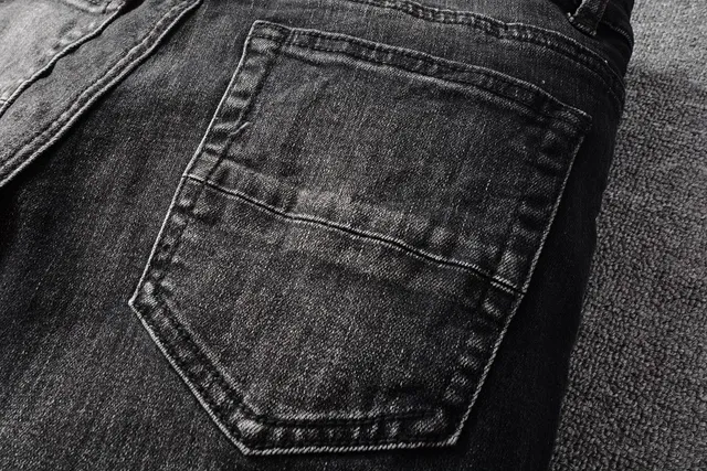 Amiri Vaqueros Destruidos Slim-Fit Negros Lavados Distressed 10