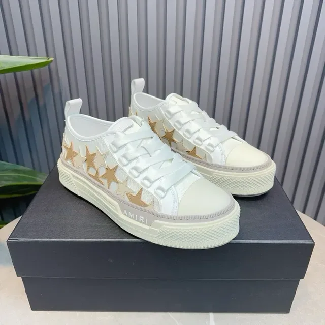 Amiri MA Court Zapatillas Lifestyle Blancas con Estrellas 6