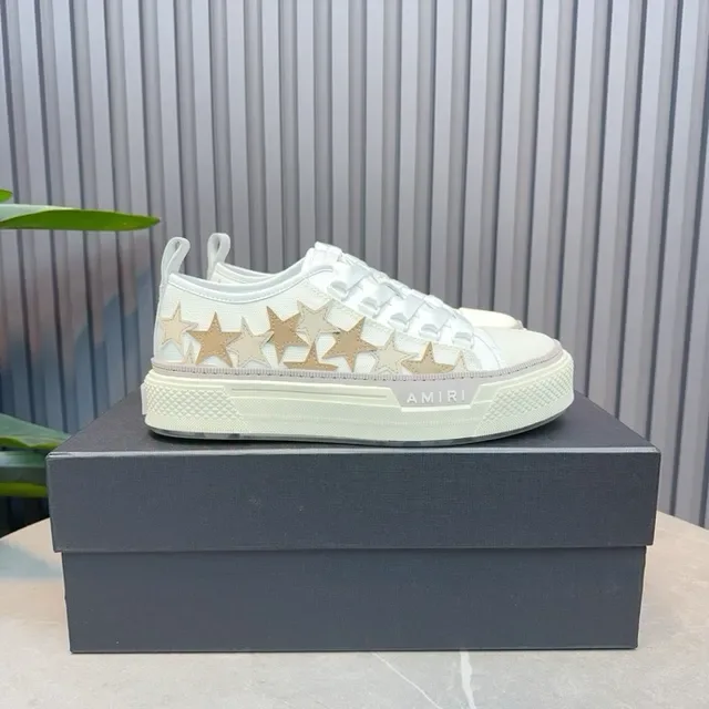 Amiri MA Court Zapatillas Lifestyle Blancas con Estrellas 7