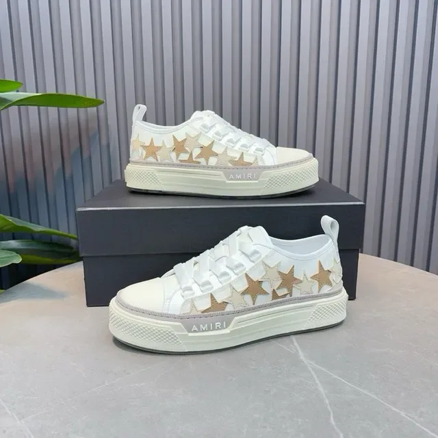 Amiri MA Court Zapatillas Lifestyle Blancas con Estrellas 8