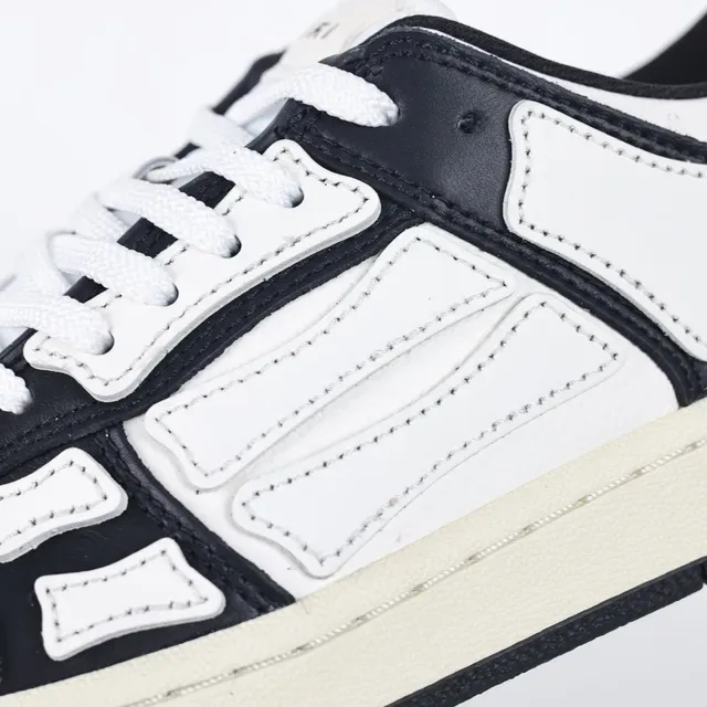 Amiri Skel Top Zapatillas Lifestyle de Cuero Negro y Blanco 6