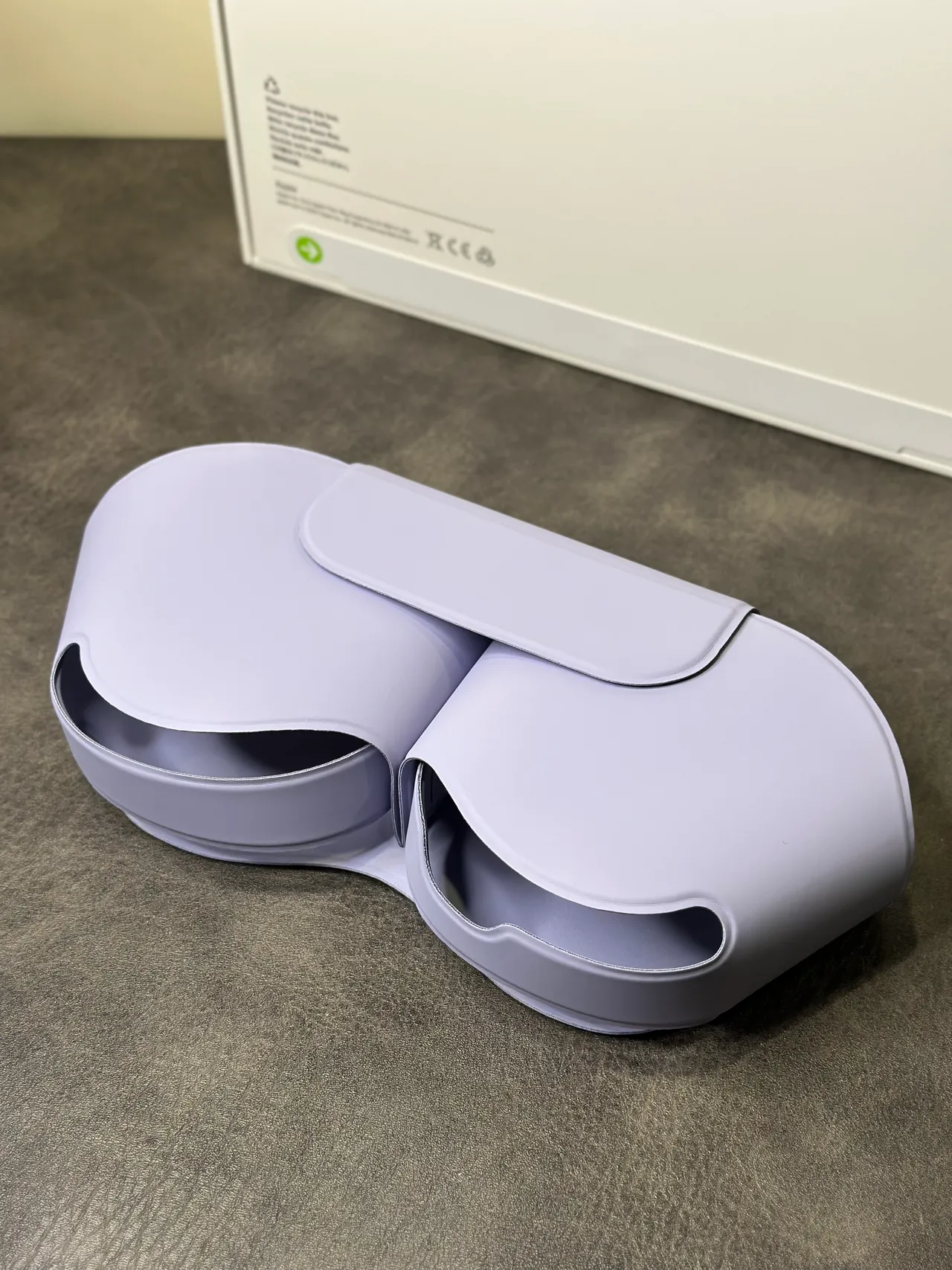 Apple AirPods Max Lavender Over-ear Headphones 2