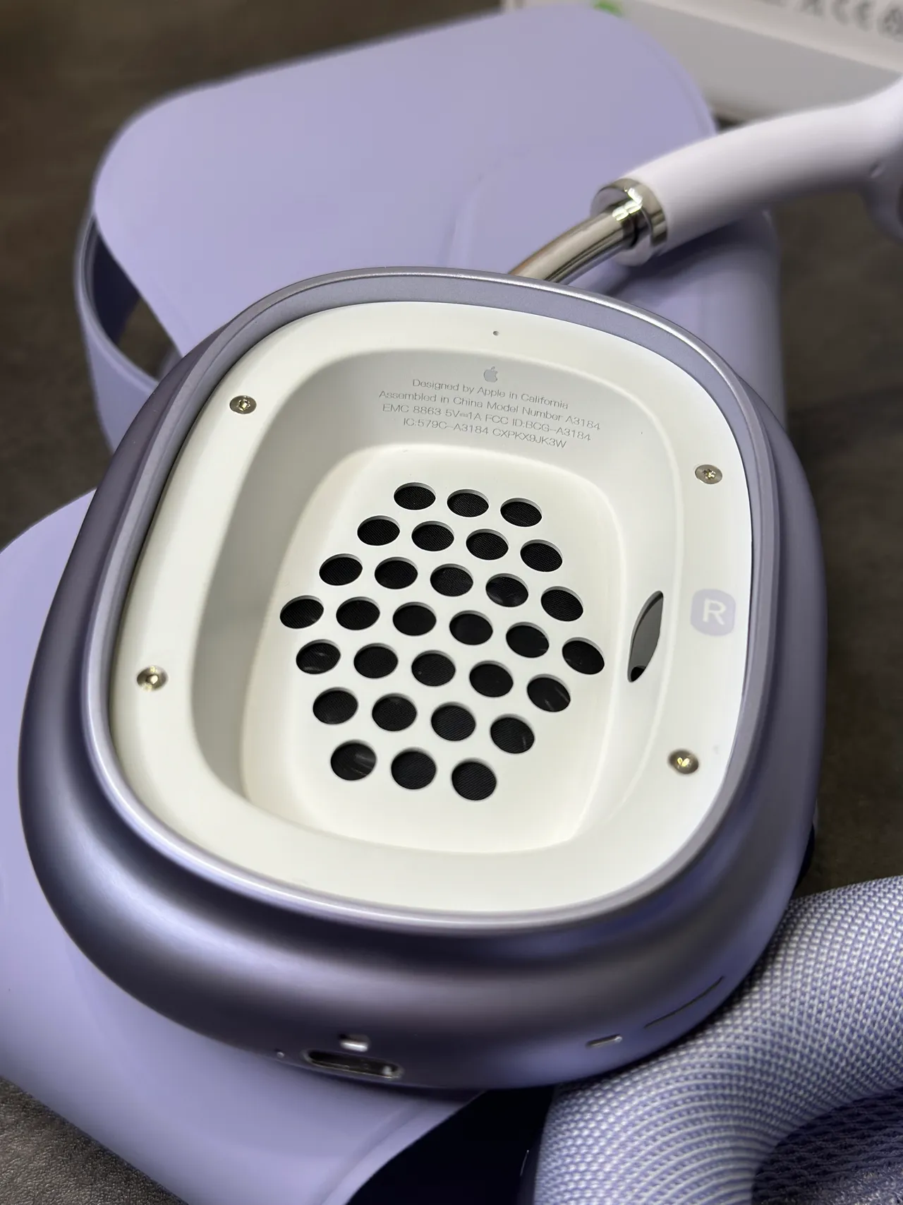 Apple AirPods Max Lavender Over-ear Headphones 3