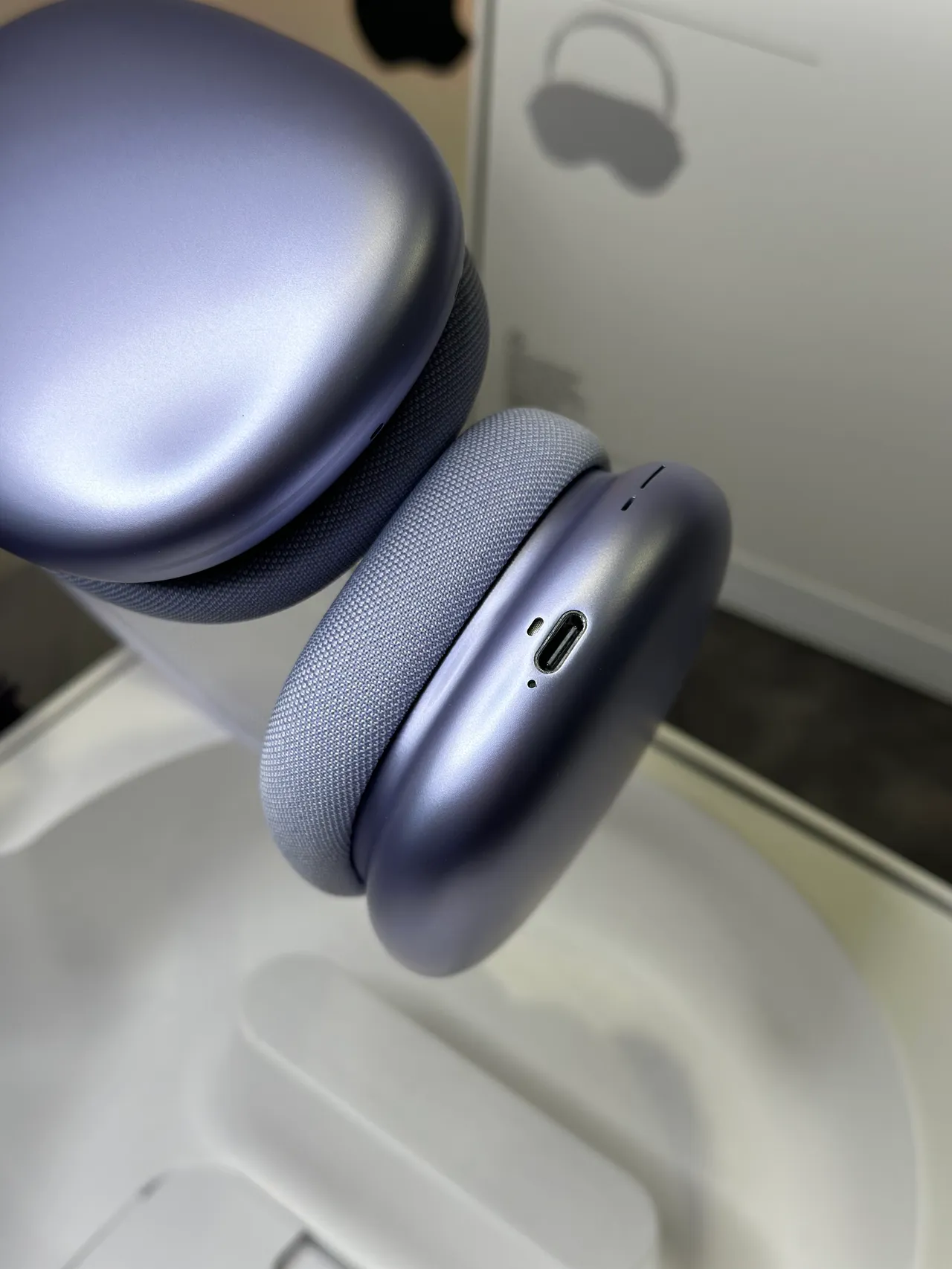 Apple AirPods Max Lavender Over-ear Headphones 9