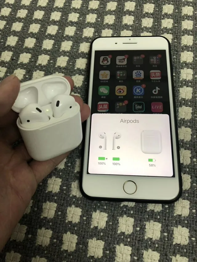 Apple AirPods White Compact Stem-Style Glossy Plastic TWS Earbuds 11
