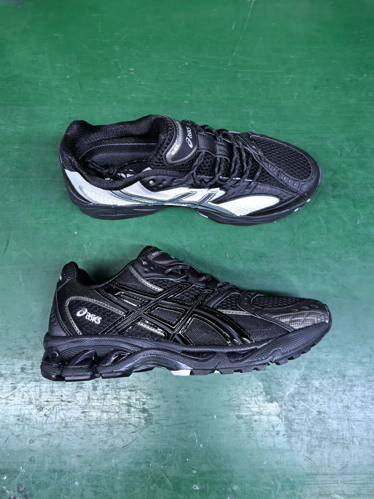 ASICS Gel-Kayano أحذية رياضية شبكية سوداء للجري 2