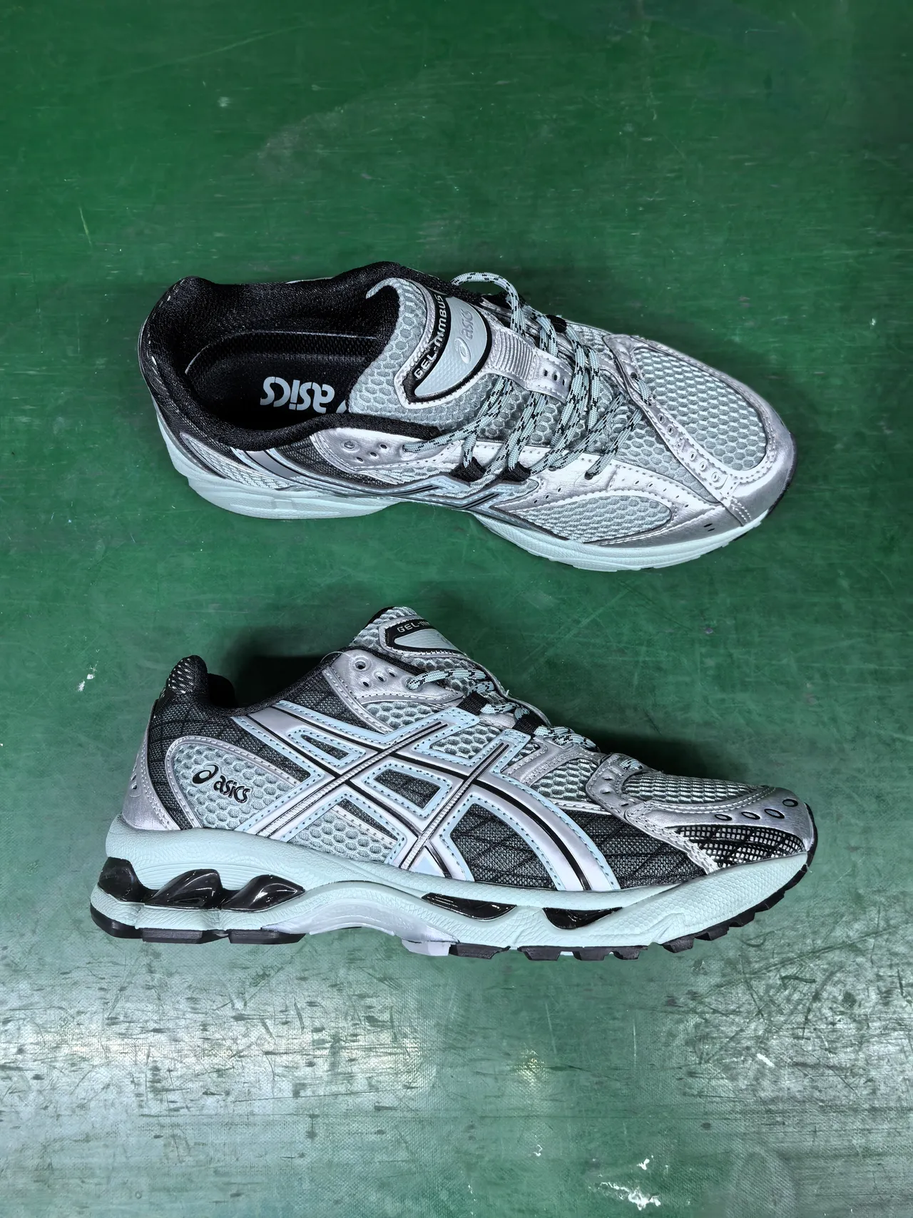 ASICS Gel-Kayano Chaussures de course Argent et Noir 2