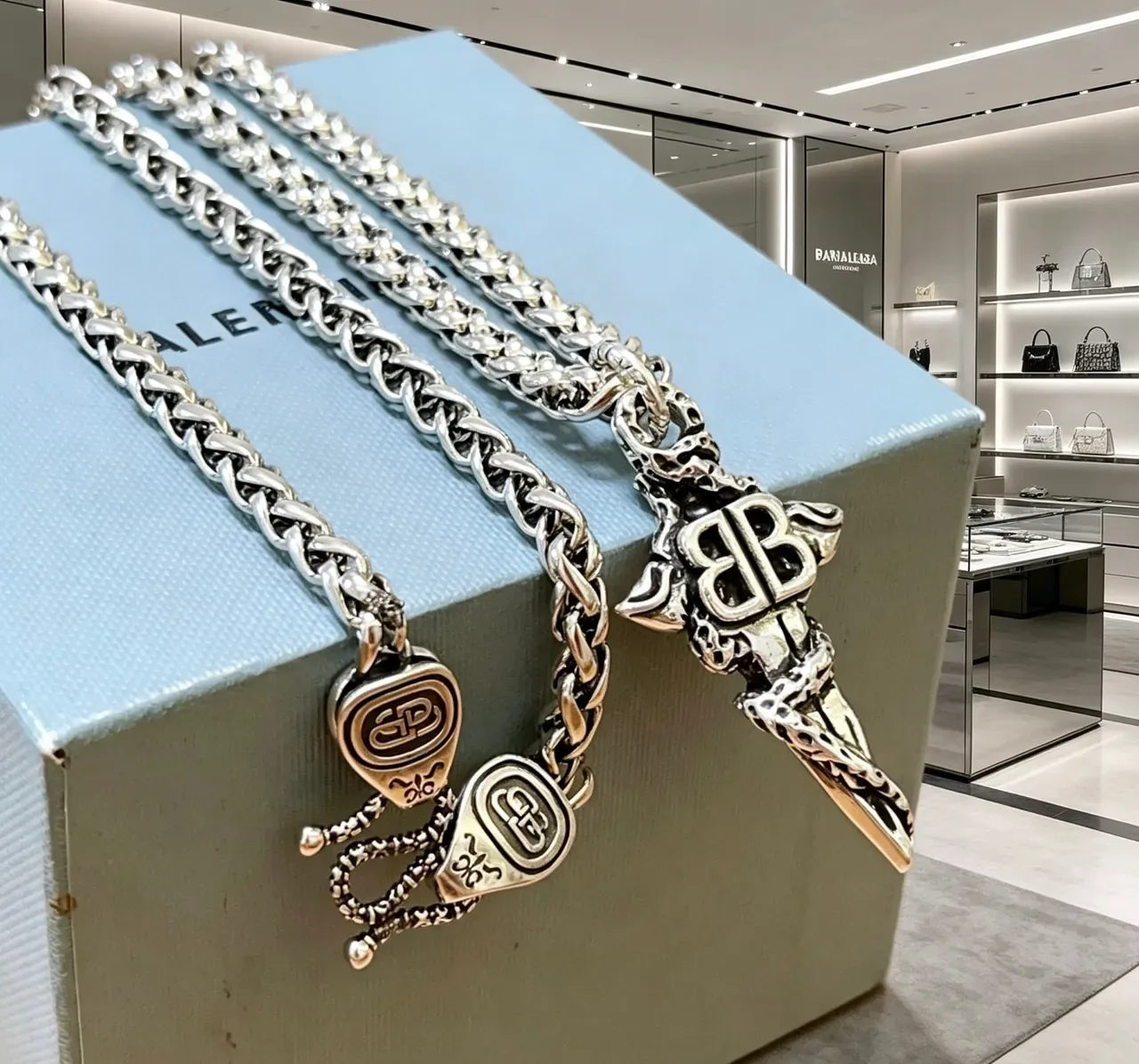 Colar Balenciaga BB Chain Oversized Prata Corrente Curb-Link 6
