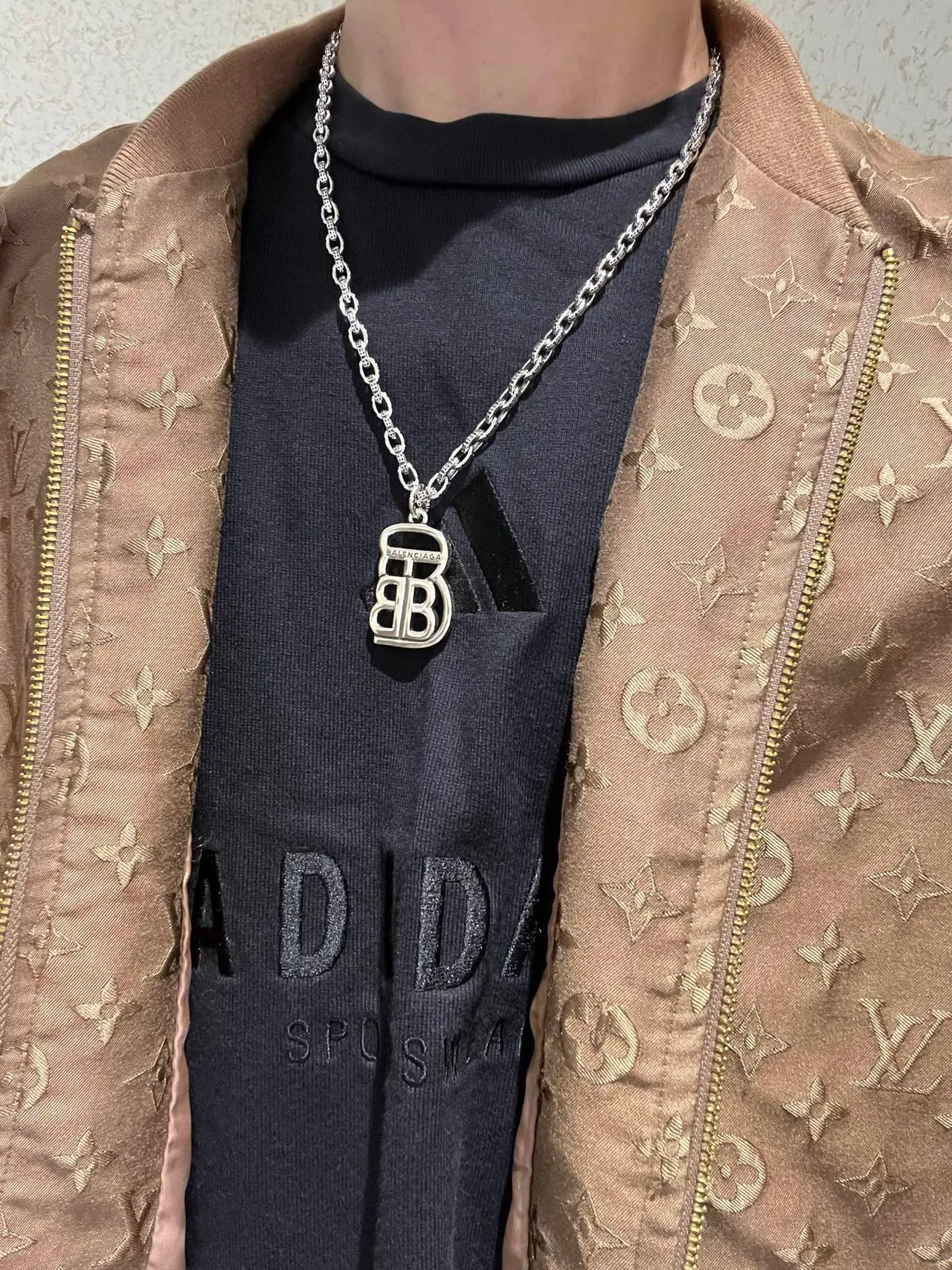 Balenciaga BB Logo Collier à maillons chunky argenté pendentif interlock 5
