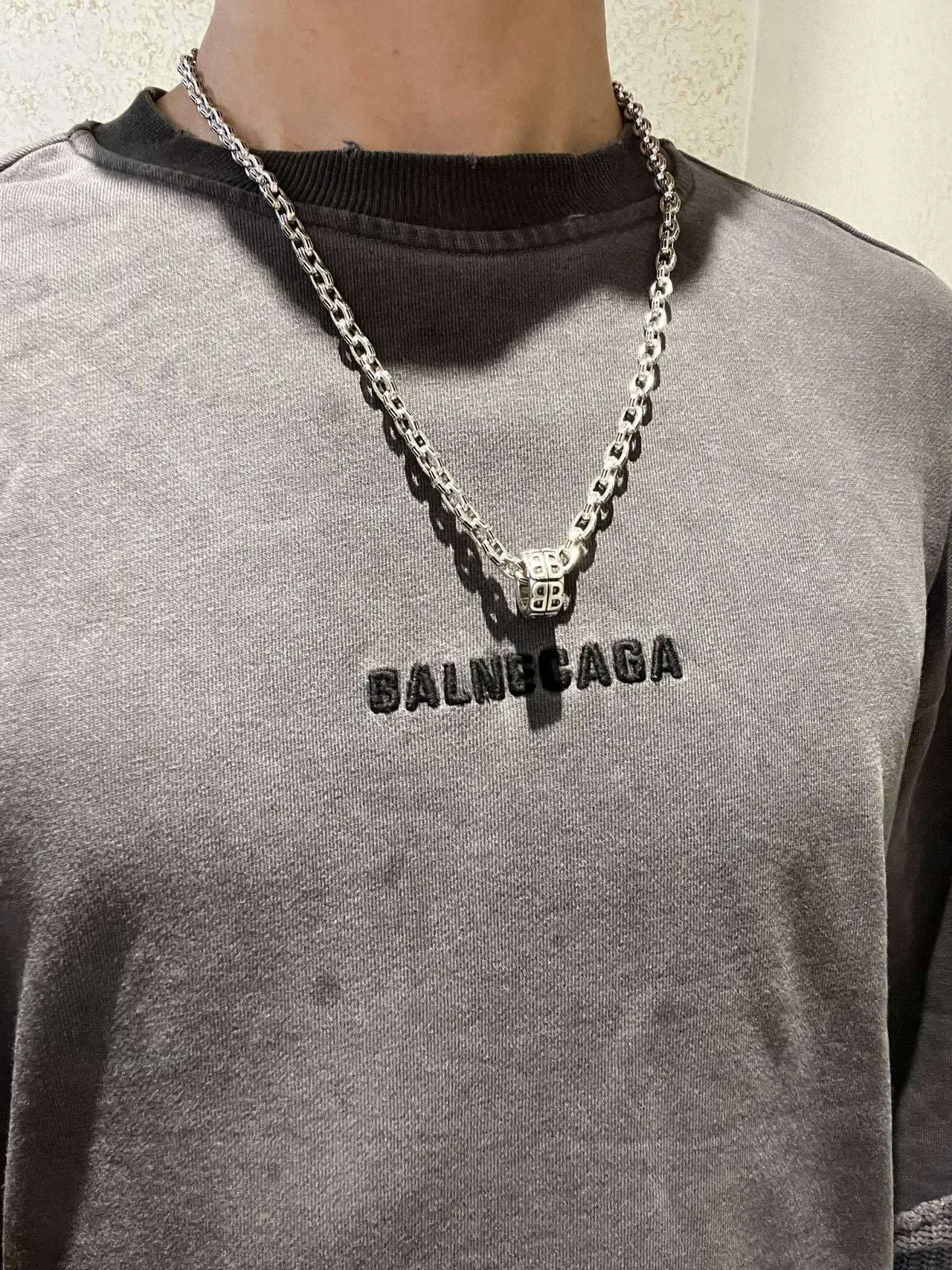 Colar Balenciaga BB Motif Corrente Prateada 8