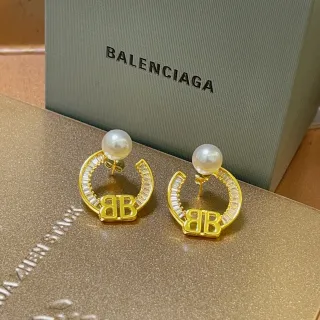 Balenciaga BB حلقات الأذن لؤلؤ على شكل حدوة الفرس