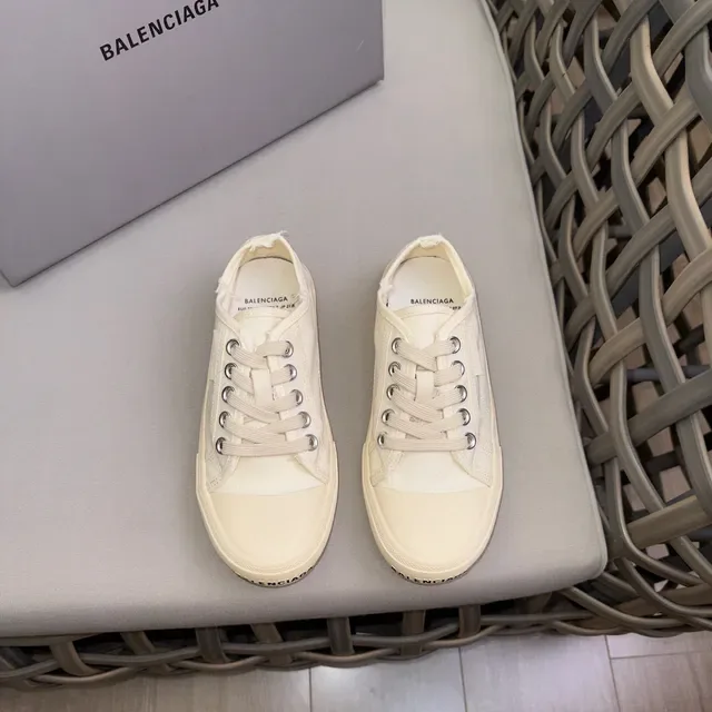 Balenciaga Toile Beige Supérieure Silhouette Basse Style de Vie Sneakers 2