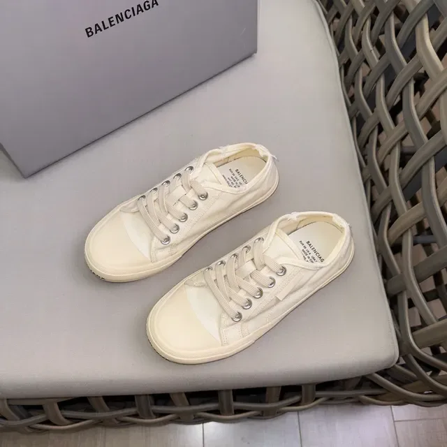 Balenciaga Toile Beige Supérieure Silhouette Basse Style de Vie Sneakers 3