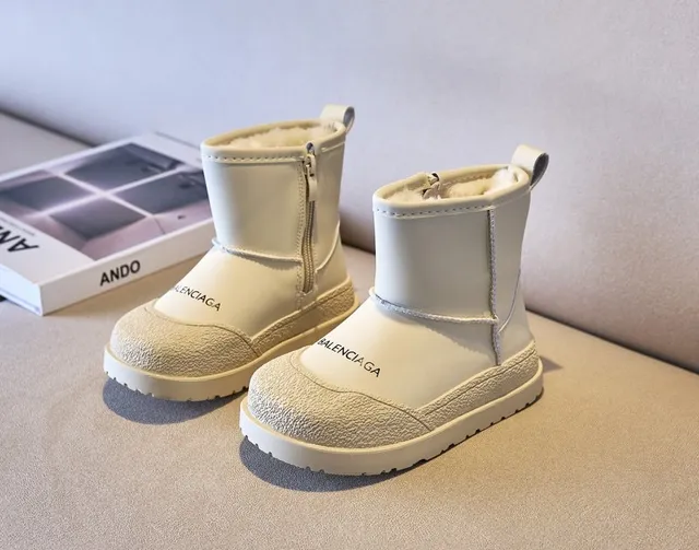 Balenciaga Botas de Neve Bege Branco de Tornozelo Alto com Zíper Lateral 11