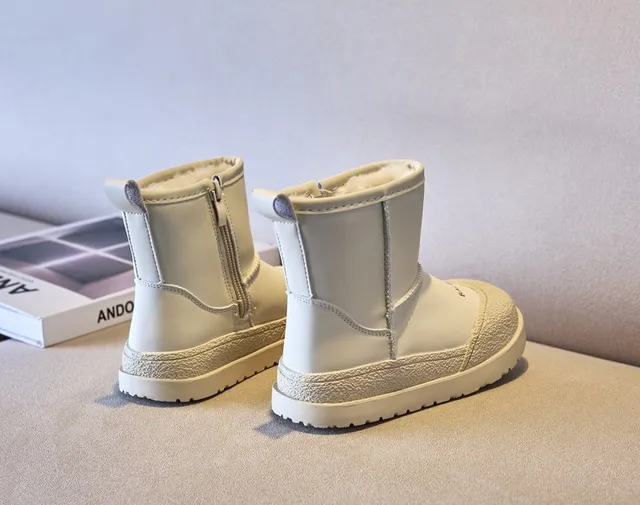 Balenciaga Botas de Neve Bege Branco de Tornozelo Alto com Zíper Lateral 13