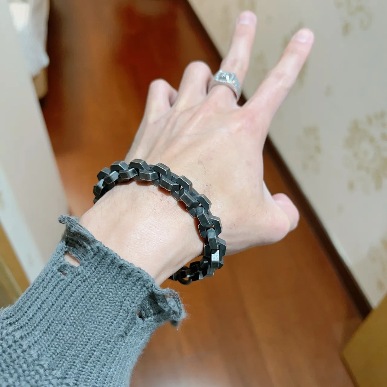 Balenciaga Chaîne Industrielle Gris Noir Maillon Géométrique Bracelet 4