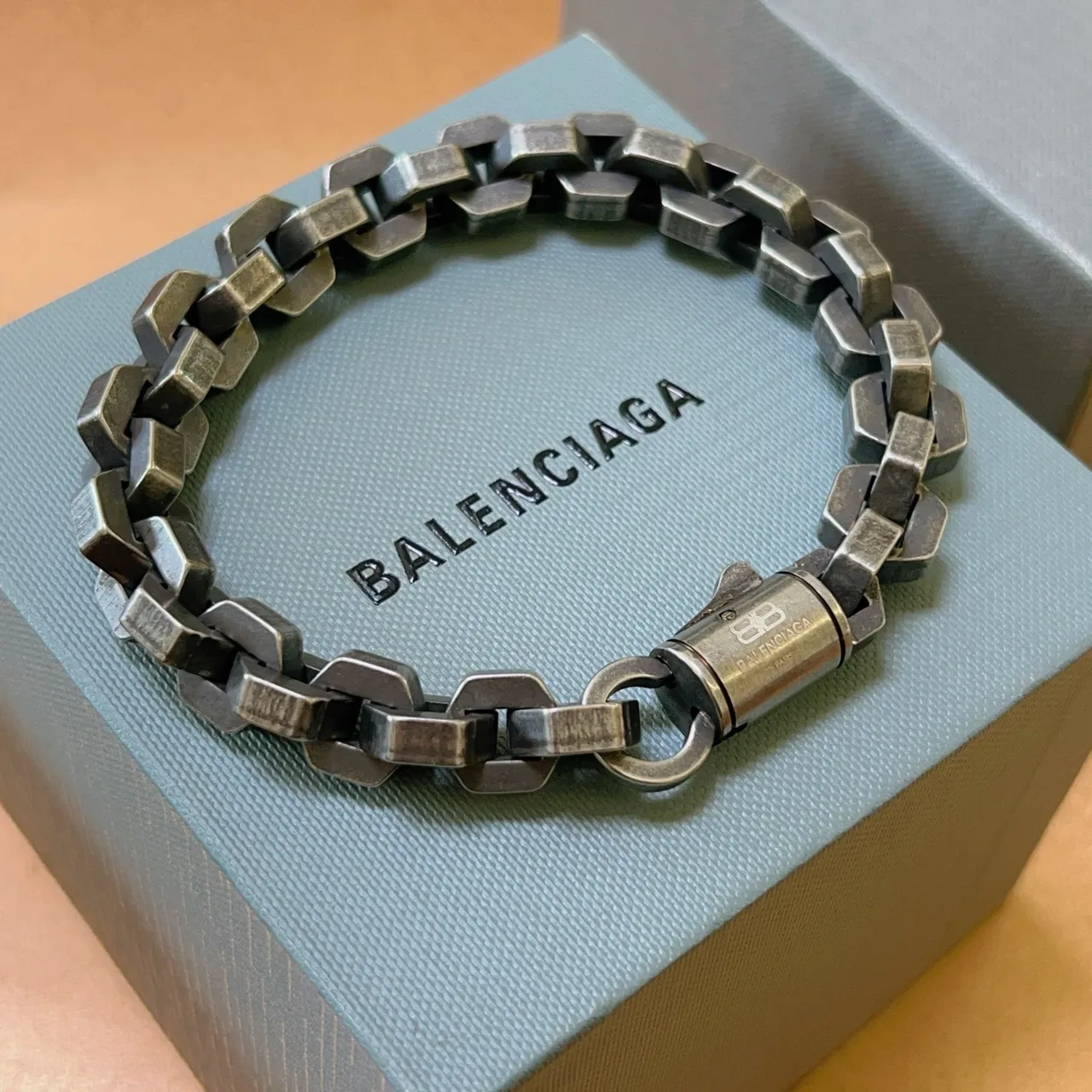 Balenciaga Chaîne Industrielle Gris Noir Maillon Géométrique Bracelet 5