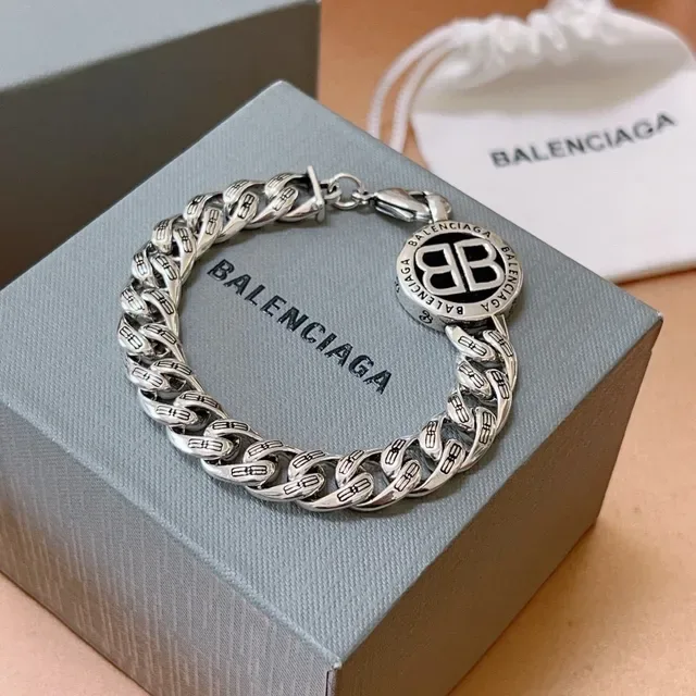 Balenciaga Logo Chain Plata Negro Cadena Curb-Link Gruesa Grabado Repetitivo BB Pulsera 8