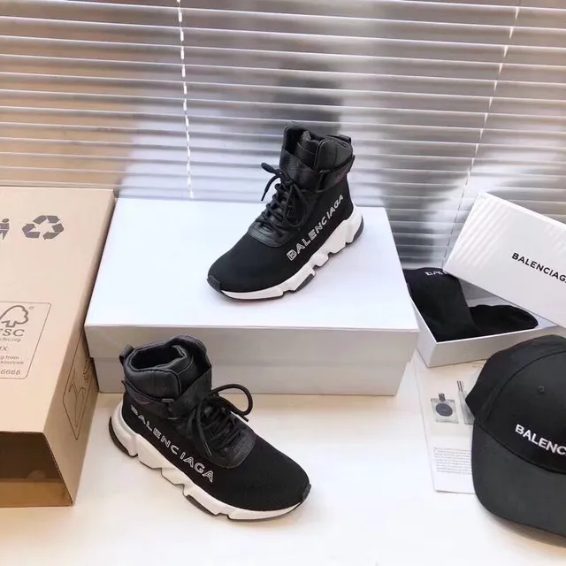 Balenciaga Runner Black and White Chunky Sneakers 5