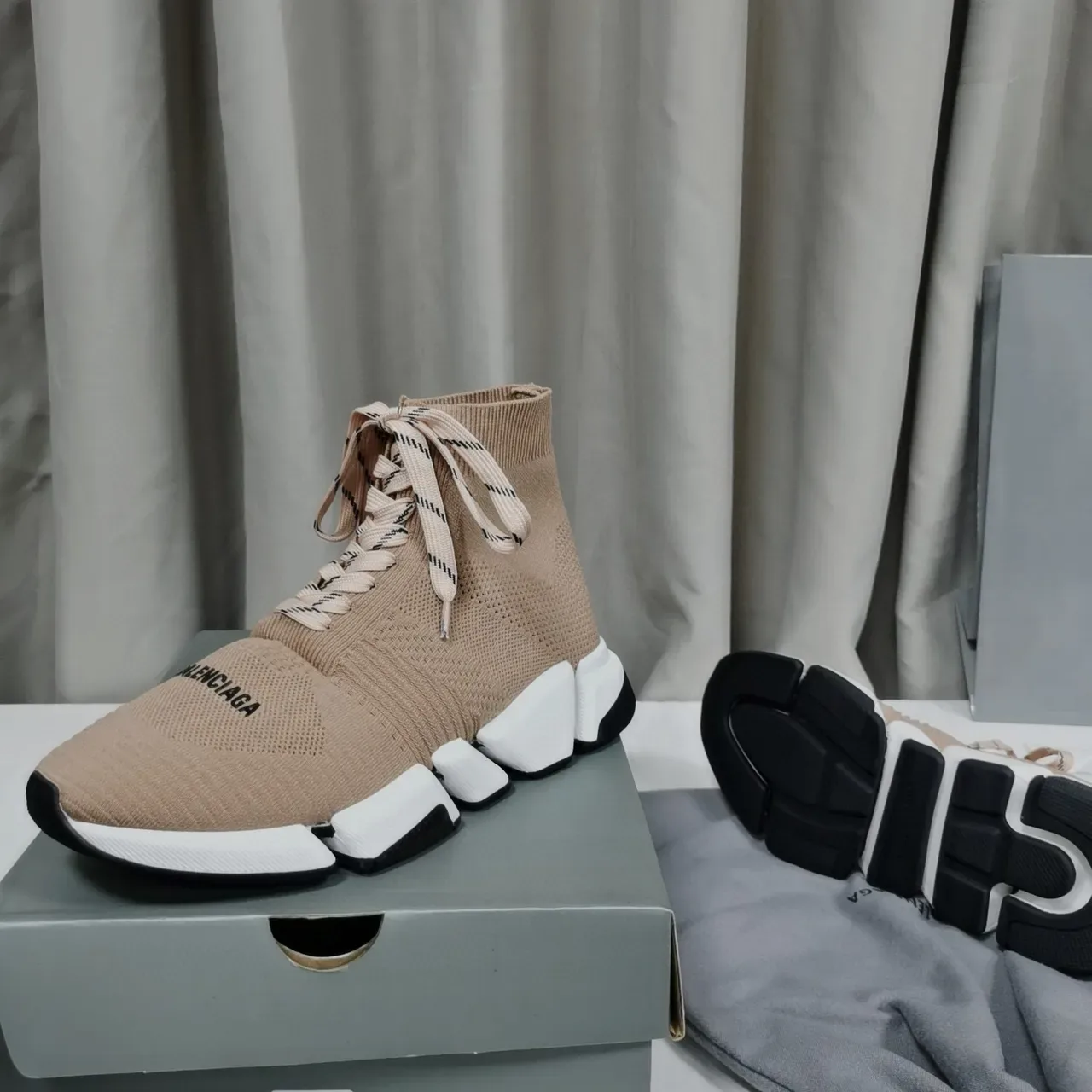 Balenciaga Speed Trainer 米色针织生活方式运动鞋 2
