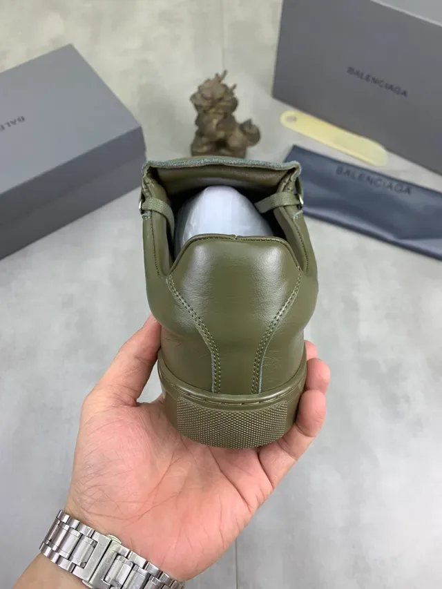 Balenciaga Speed Trainer حذاء رياضي أسلوب حياة من جلد أخضر زيتوني 3