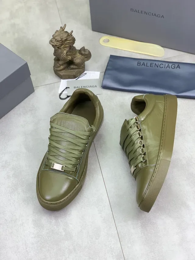 Balenciaga Speed Trainer حذاء رياضي أسلوب حياة من جلد أخضر زيتوني 5