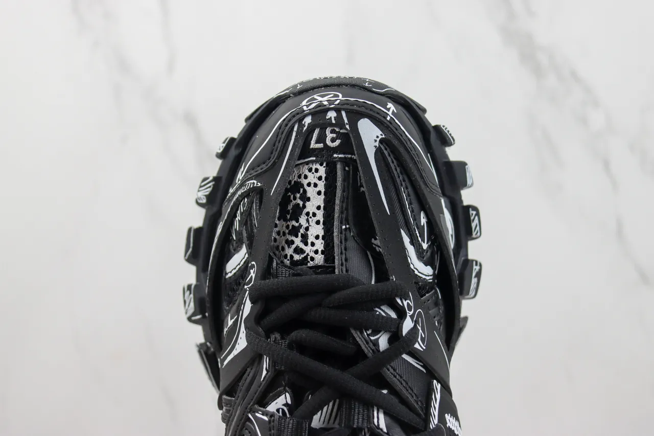 Balenciaga Track noir blanc semelle surdimensionnée art de ligne au style graffiti baskets chunky 6