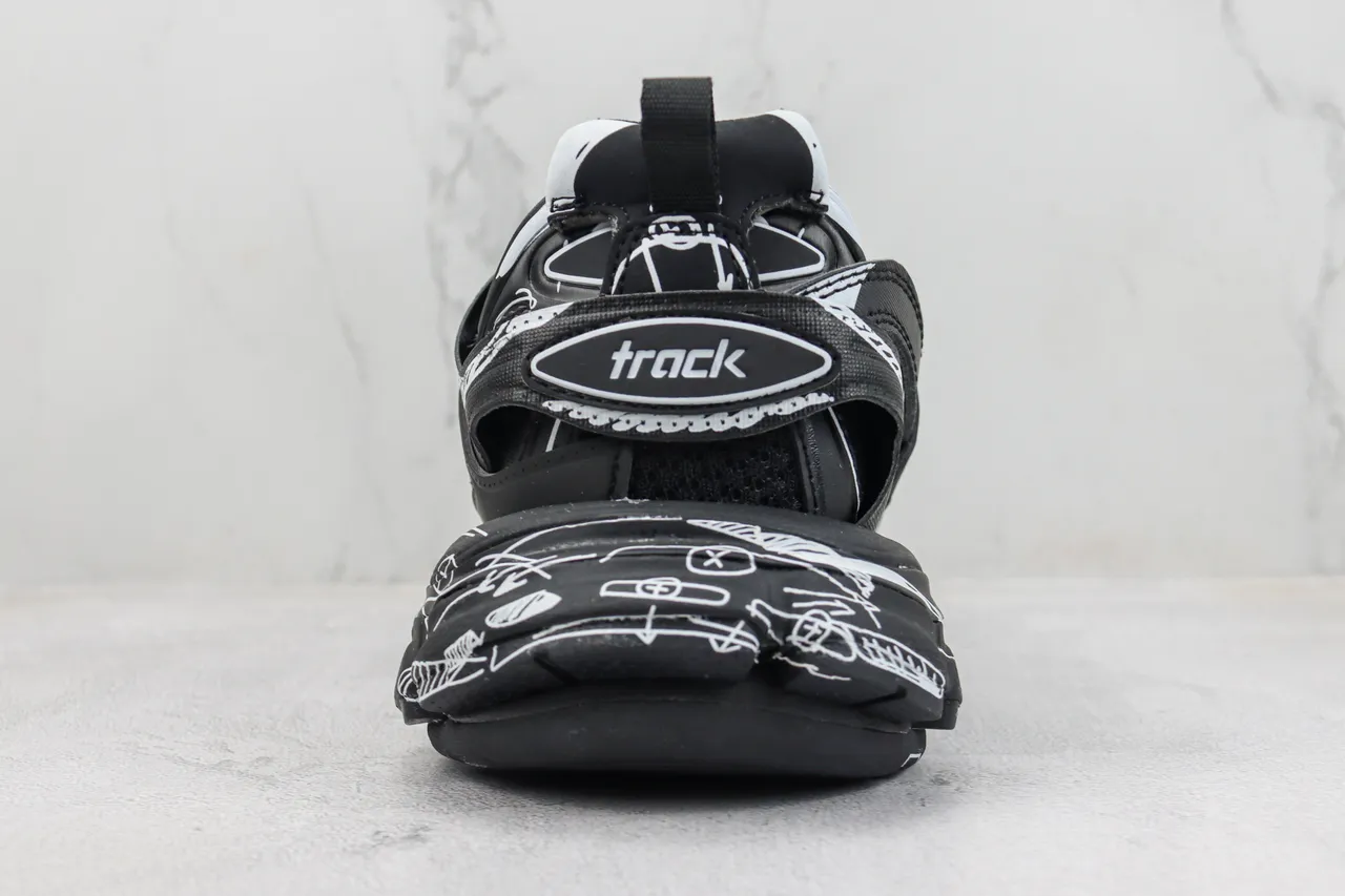 Balenciaga Track noir blanc semelle surdimensionnée art de ligne au style graffiti baskets chunky 9