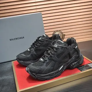 Balenciaga Track Trainer काला चंकी स्नीकर