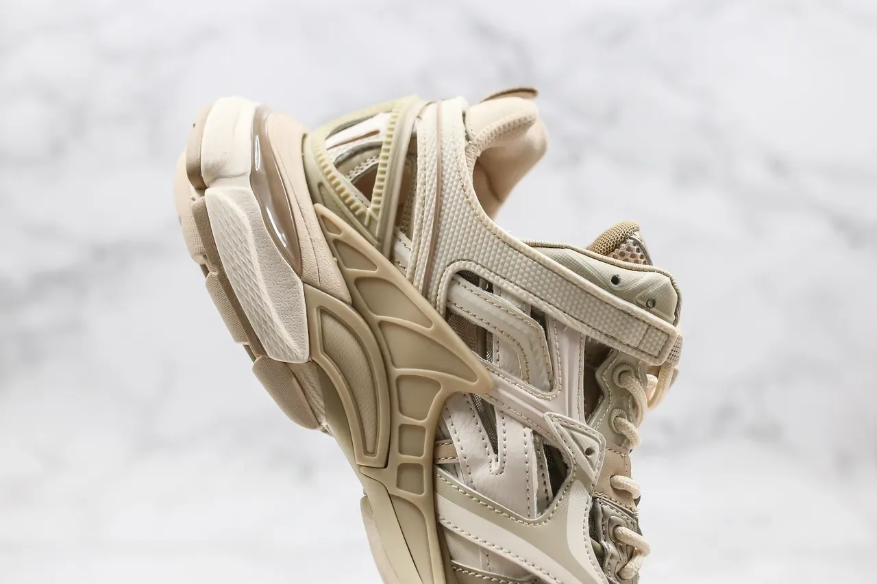 बैलेंसियागा Track Trainer Off-White Beige चंकी स्नीकर 5
