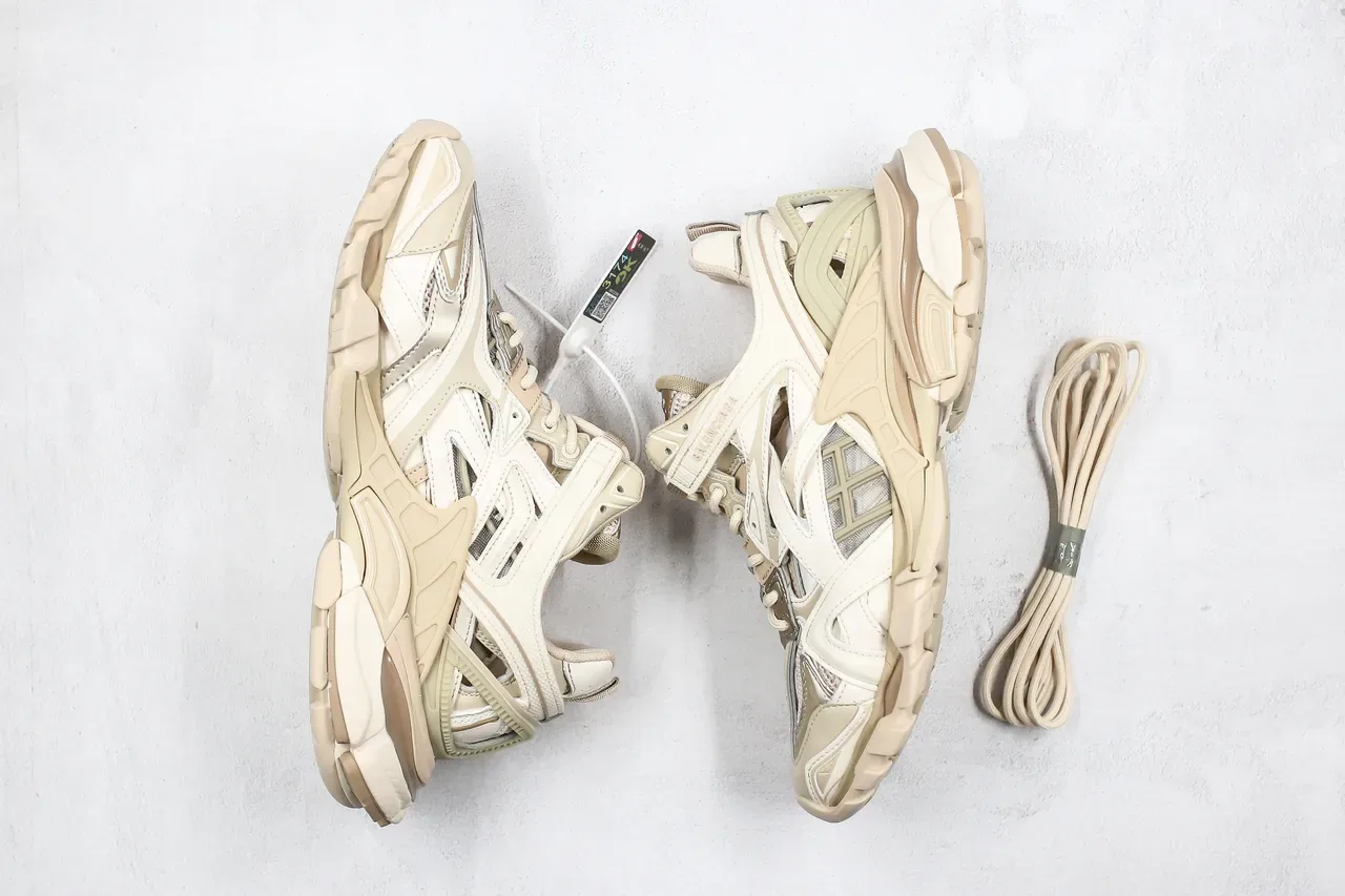 बैलेंसियागा Track Trainer Off-White Beige चंकी स्नीकर 10