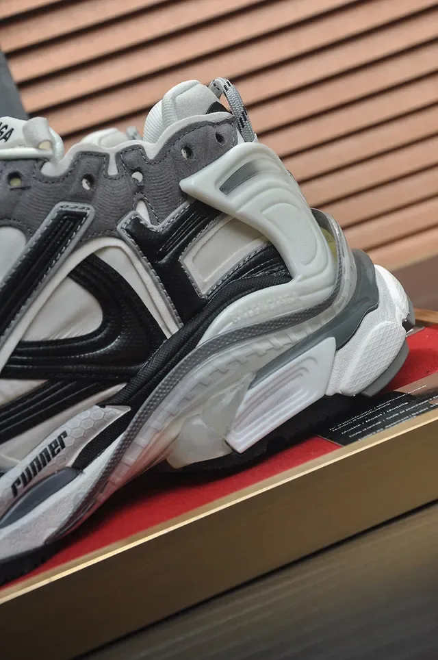 Balenciaga Track Trainer sneakers chunky blanc gris noir 9