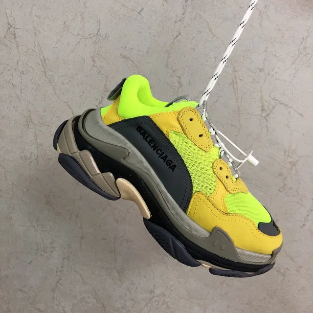 Balenciaga Triple S Runner Neon Lime Yellow Gray চáṅki snikārs 5