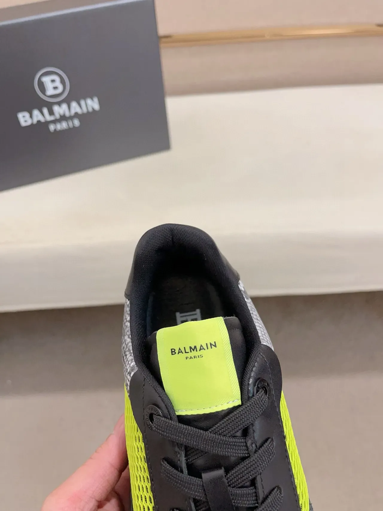 Balmain 黑色黄色平台鞋底网面和皮革面板生活方式运动鞋 6