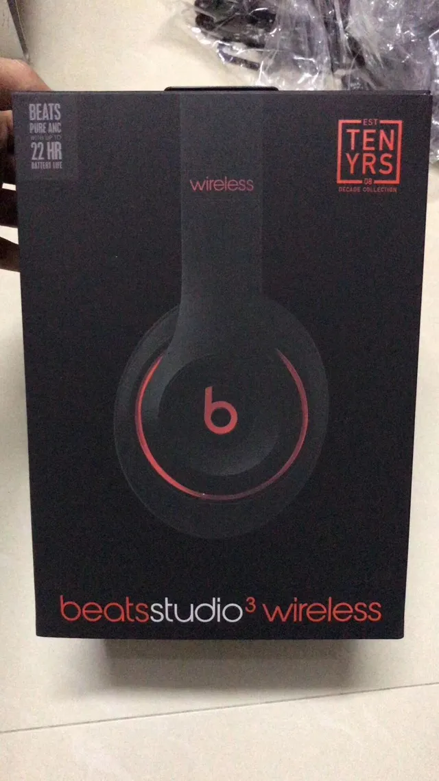 Beats Noir et Or Circumaural Diadème avec accents métalliques Casque over-ear 10