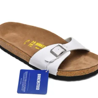 Birkenstock Arizona श्वेत चमड़े की आरामदायक सैंडल