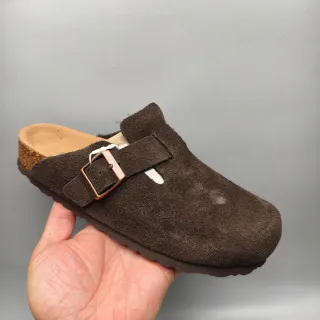 Birkenstock Boston भूरा सुड एक पट्टी वाला स्लिपर