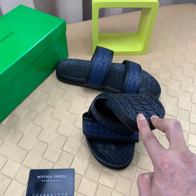 Bottega Veneta Andiamo Navy Blue Intrecciato Woven Leather Slippers 4