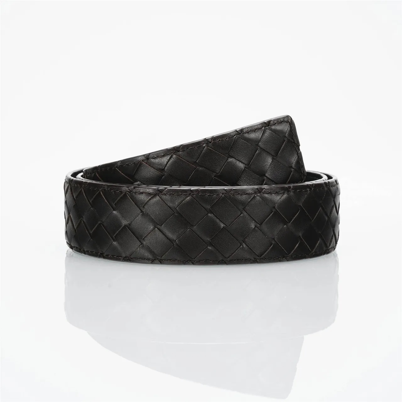 Bottega Veneta Cassette Intrecciato حزام جلد أسود 3