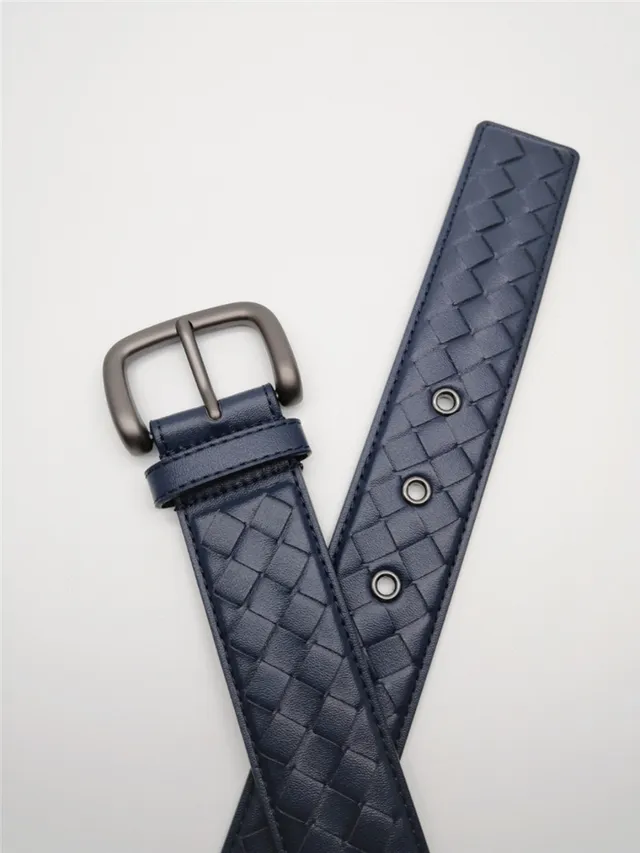 Bottega Veneta Cassette Intrecciato حزام جلدي رمادي 11