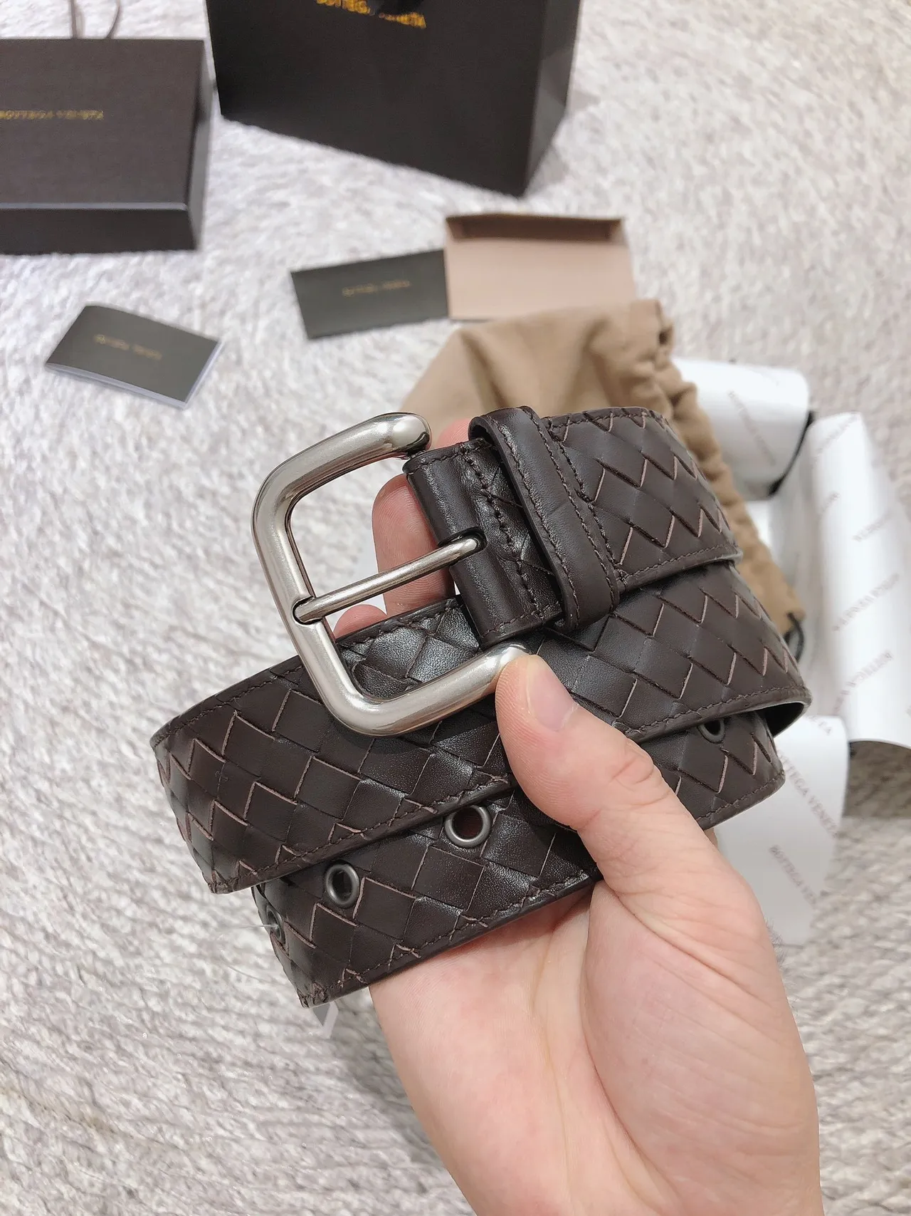 Bottega Veneta Cassette Intrecciato বোনা চামড়ার বেল্ট 6
