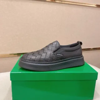 Bottega Veneta Cassette বোনা চামড়া স্লিপ-অন লুফার জুতা