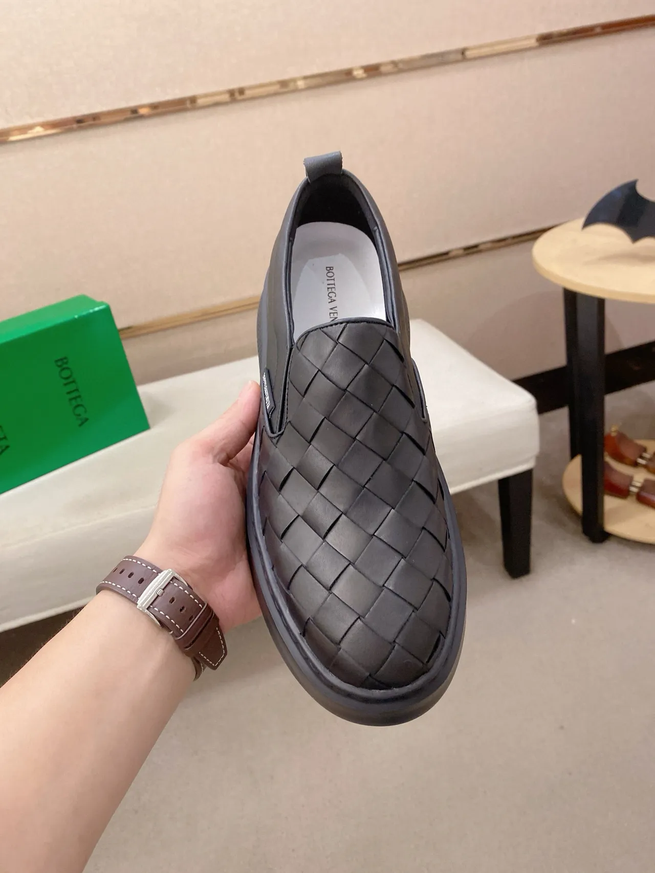 Bottega Veneta Cassette couro trançado slip-on loafers 2