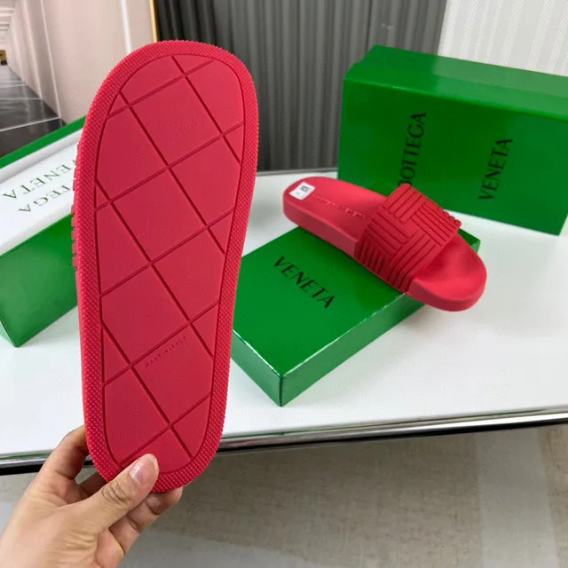 Bottega Veneta Rubber Slide Red Slippers 2