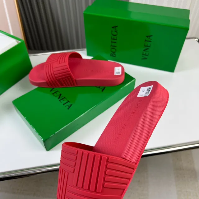 Bottega Veneta Rubber Slide Red Slippers 3