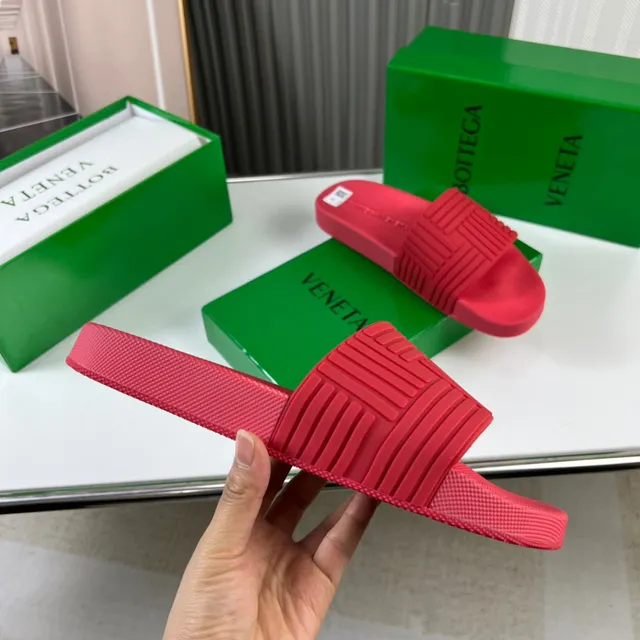 Bottega Veneta Rubber Slide Red Slippers 5