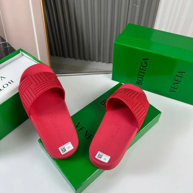 Bottega Veneta Rubber Slide Red Slippers 7
