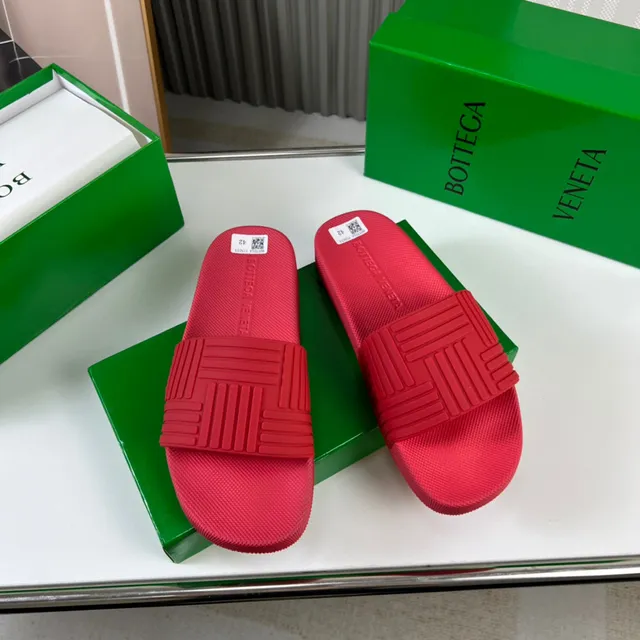 Bottega Veneta Rubber Slide Red Slippers 9